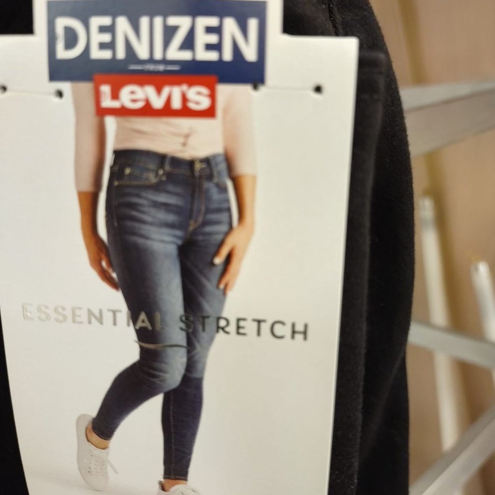 DENİZEN Levi's Women's High-Rise Skinny Jeans --Black - Picture 8 of 9